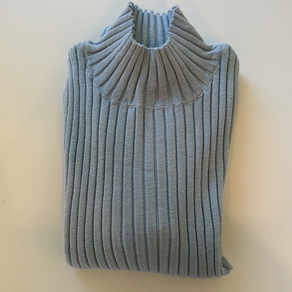 Kendall & Kylie Light Blue XS Mock Turtleneck Cropped Sweater Ribbed Knit